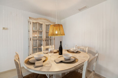 8-e64a9055bba3e77ac8aca3b893cdf826