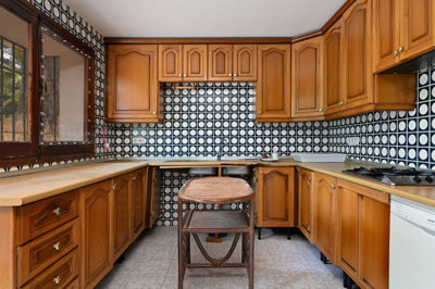 13-5fd73dea700db77384c091ca9818b1a9