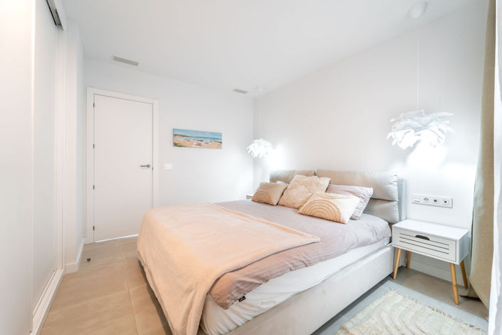 Image No.14-2 Bed Apartment for sale