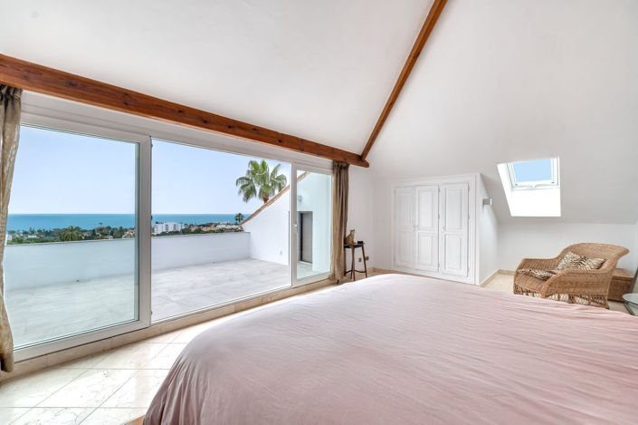 Image No.20-4 Bed Villa for sale