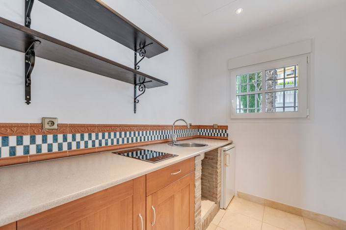 Image No.19-4 Bed Villa for sale