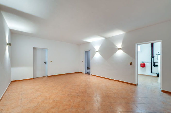 Image No.29-4 Bed Villa for sale