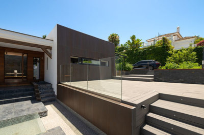 15-11d12f2f454f2f5e9b981fdd8b901d51