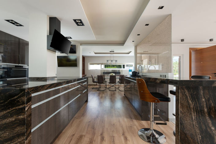 Image No.30-8 Bed Villa for sale