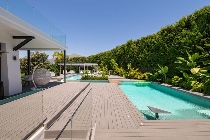 Image No.5-8 Bed Villa for sale