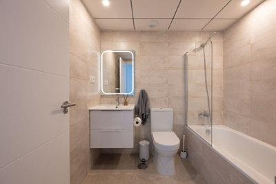 12-53013098fcab6c38b1379cd33298e050