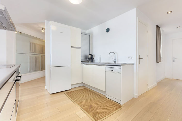 Image No.11-2 Bed Apartment for sale