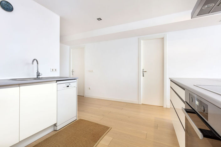 Image No.13-2 Bed Apartment for sale