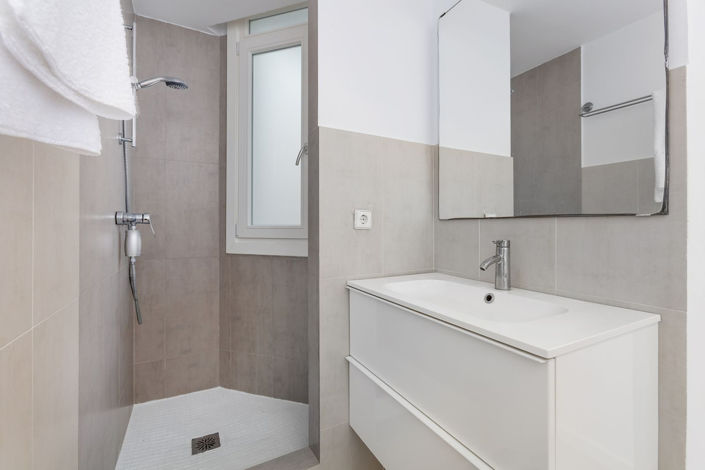 Image No.16-2 Bed Apartment for sale