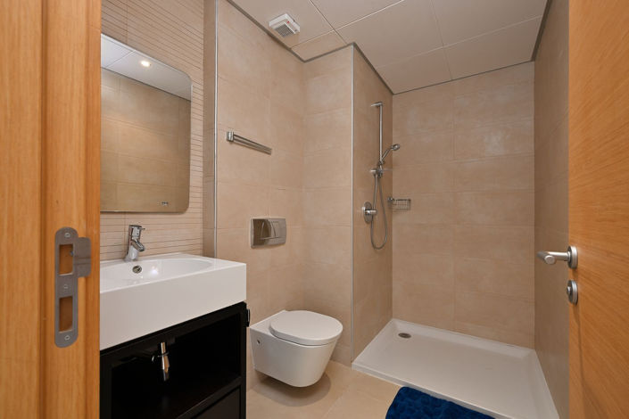 Image No.12-3 Bed Apartment for sale