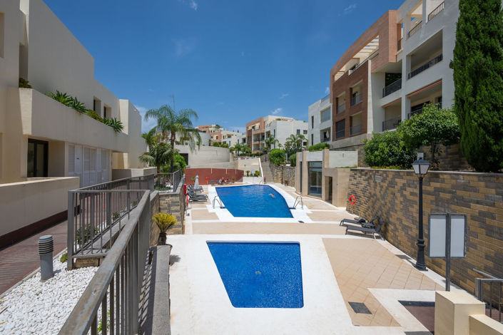 Image No.20-3 Bed Apartment for sale