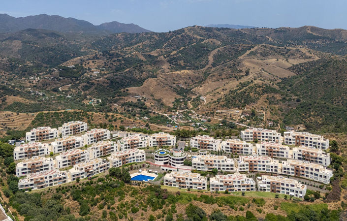 Image No.28-3 Bed Apartment for sale