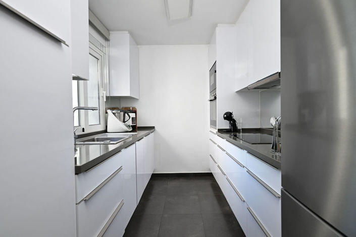 Image No.11-3 Bed Apartment for sale