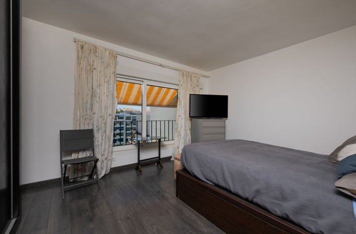 Image No.14-3 Bed Apartment for sale