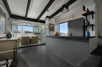 2-5bd7b9d04b45e33852eaf0ec6670150d