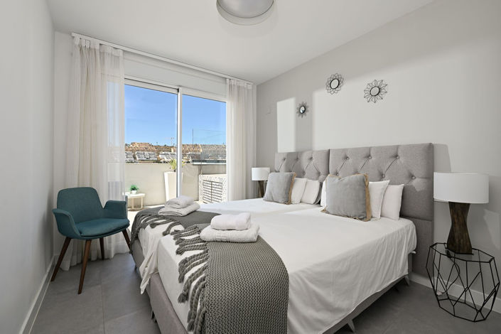 Image No.12-3 Bed Apartment for sale