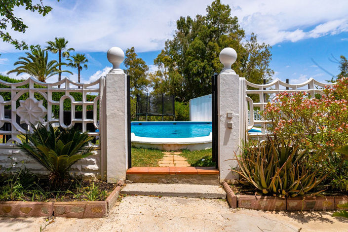 Image No.13-6 Bed Villa for sale