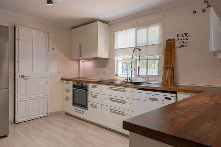 Image No.3-6 Bed Villa for sale