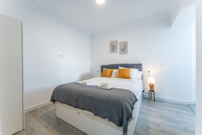 Image No.19-7 Bed Apartment for sale