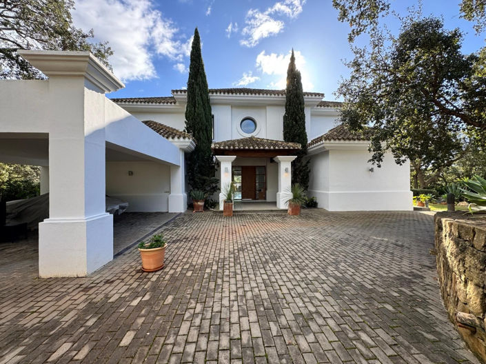 Image No.11-5 Bed Villa for sale