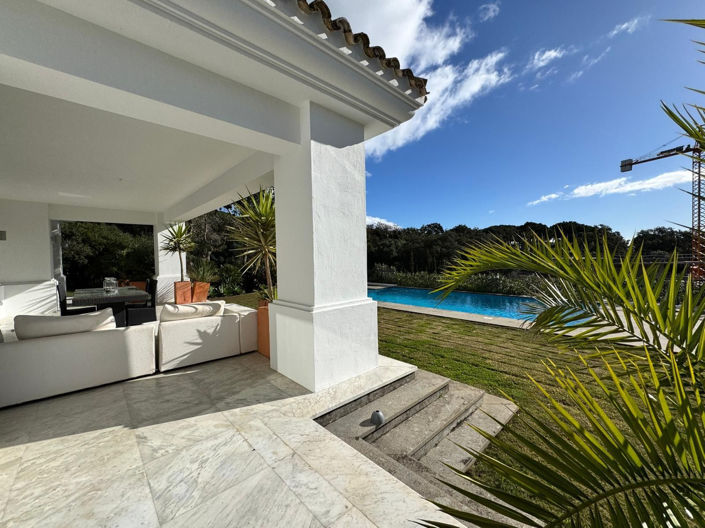 Image No.17-5 Bed Villa for sale