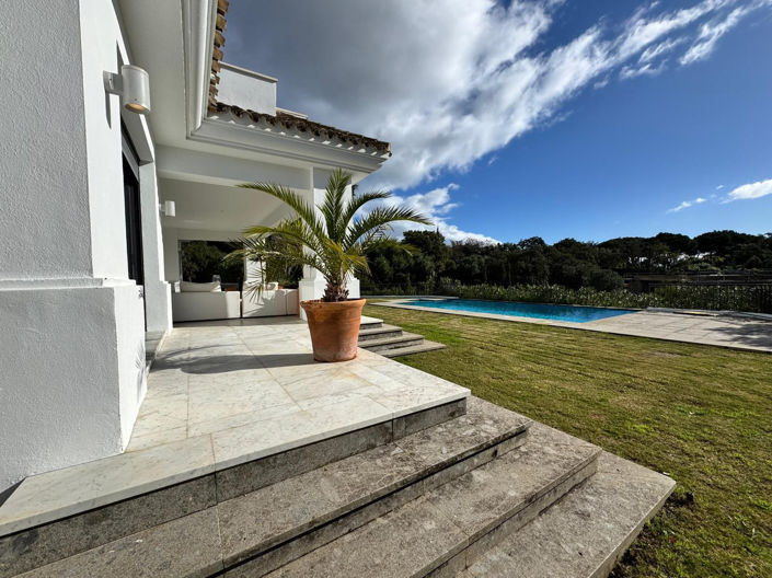 Image No.18-5 Bed Villa for sale