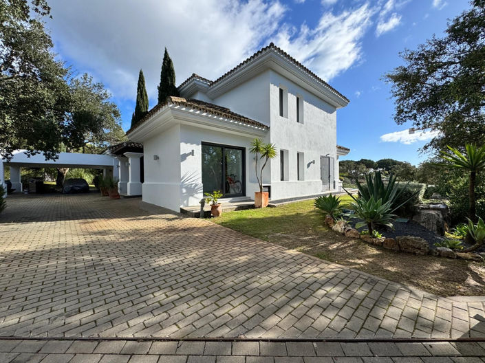 Image No.7-5 Bed Villa for sale