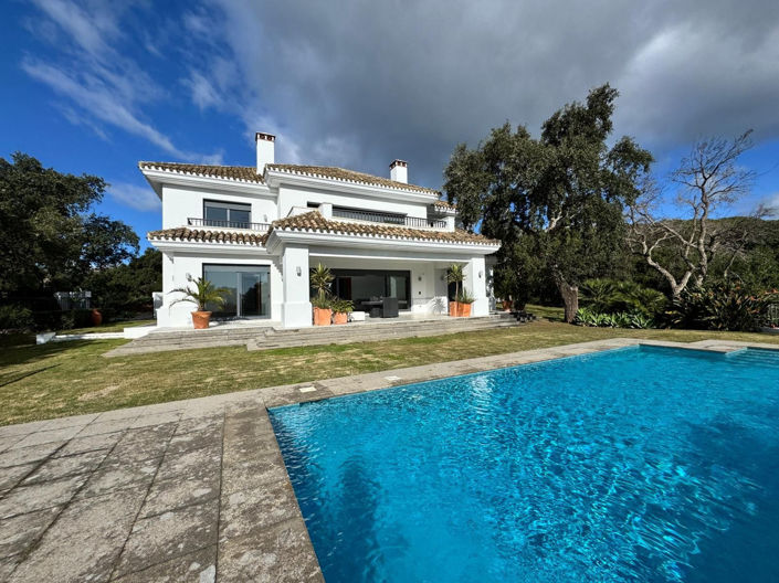Image No.8-5 Bed Villa for sale