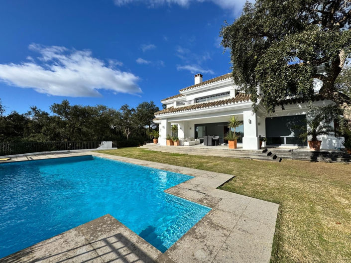 Image No.9-5 Bed Villa for sale
