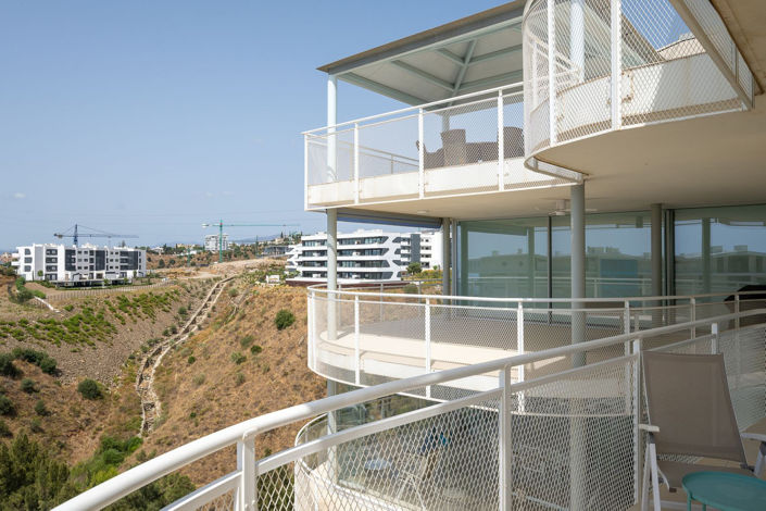 Image No.17-3 Bed Apartment for sale