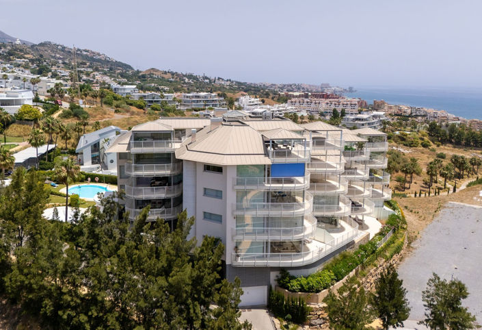 Image No.28-3 Bed Apartment for sale