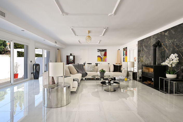 Image No.28-10 Bed Villa for sale