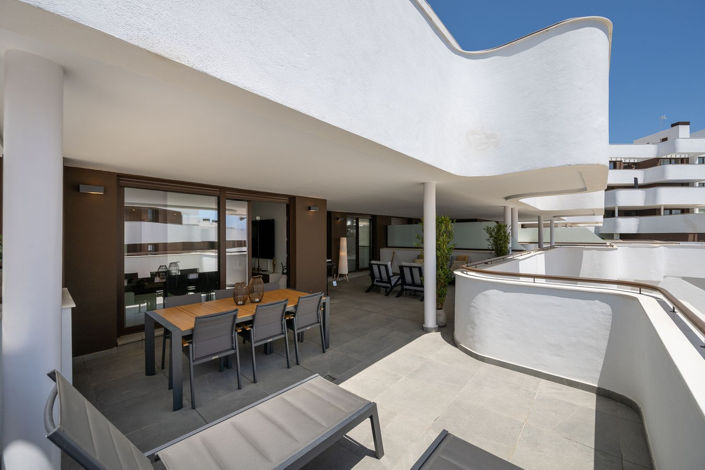 Image No.20-3 Bed Apartment for sale