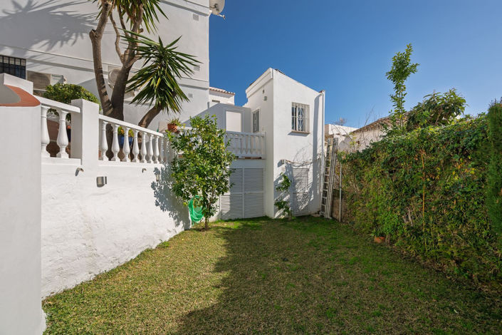 Image No.24-5 Bed Townhouse for sale