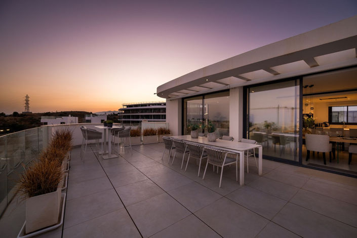 Image No.23-3 Bed Apartment for sale