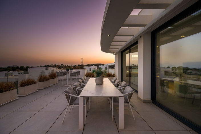 Image No.25-3 Bed Apartment for sale