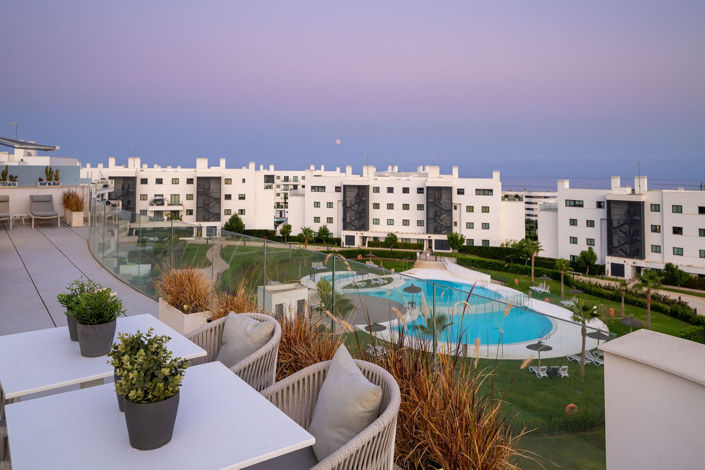 Image No.27-3 Bed Apartment for sale