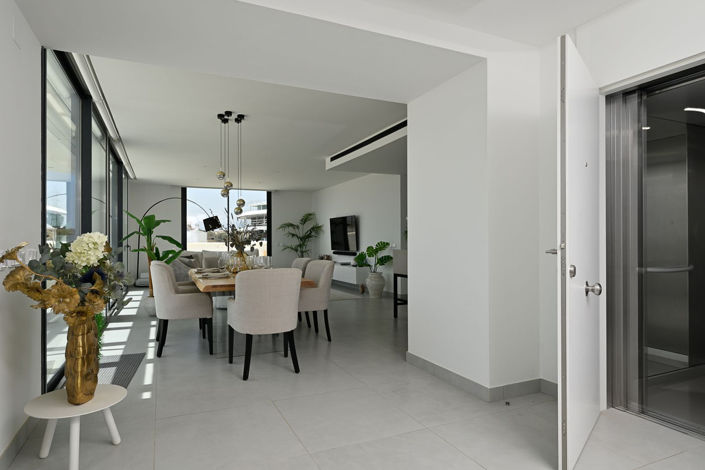 Image No.9-3 Bed Apartment for sale