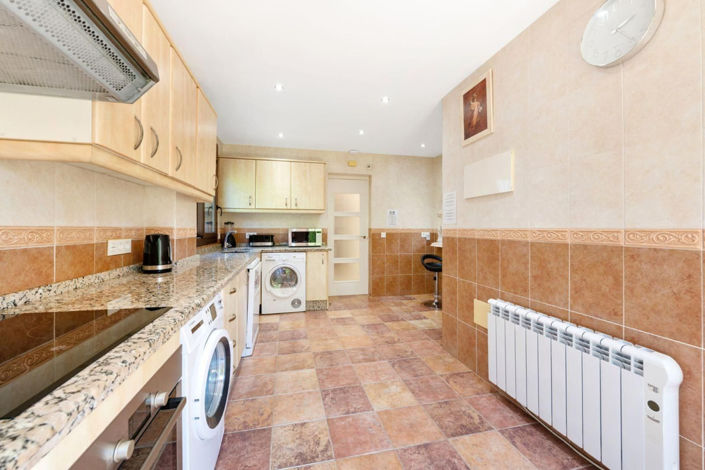 Image No.18-5 Bed Villa for sale