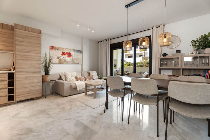 Image No.6-3 Bed Townhouse for sale