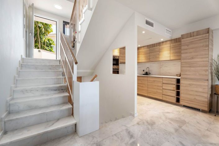 Image No.7-3 Bed Townhouse for sale