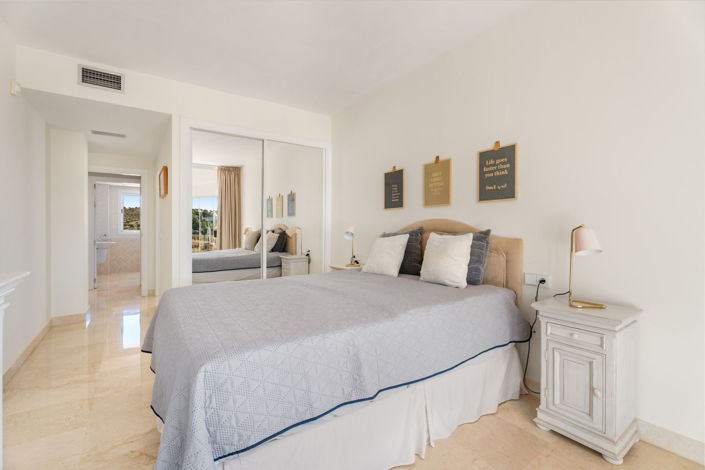 Image No.22-3 Bed Apartment for sale