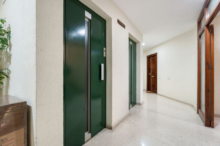 Image No.25-4 Bed Apartment for sale