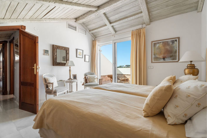 Image No.28-3 Bed Apartment for sale