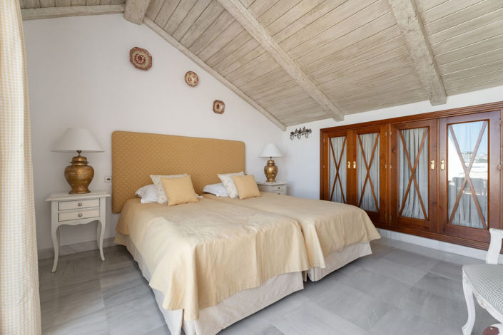 Image No.29-3 Bed Apartment for sale