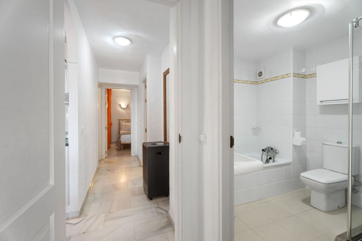 Image No.8-3 Bed Apartment for sale