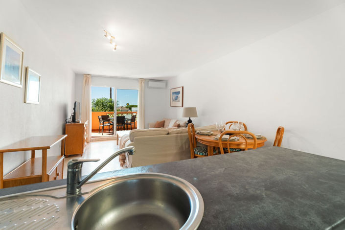 Image No.9-3 Bed Apartment for sale