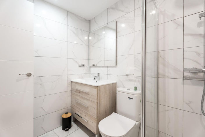 Image No.24-2 Bed Apartment for sale