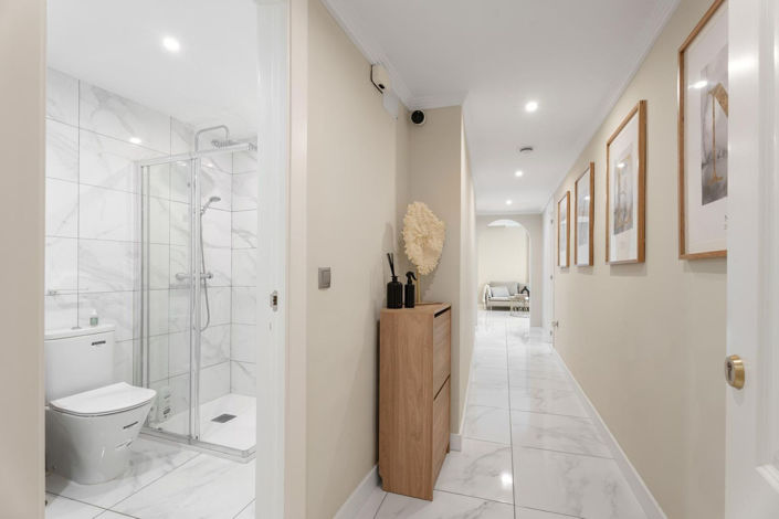 Image No.26-2 Bed Apartment for sale