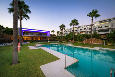 Appartement de 4 chambres à vendre à Benalmadena